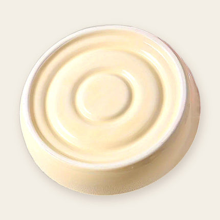 Gamelle en ceramique creme a anneaux concentriques